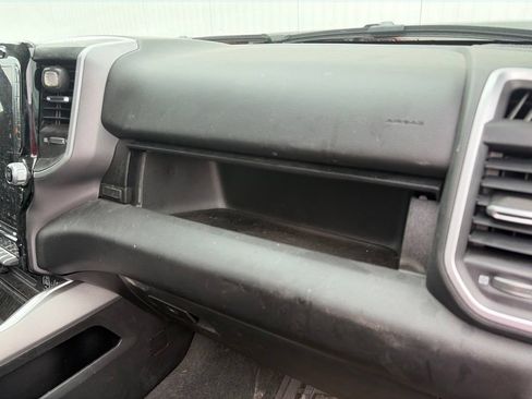 Used 2023 RAM 1500 Big Horn AWD/4WD image 30