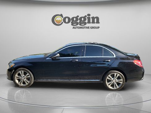 Used 2015 Mercedes-Benz C 300 4MATIC Sedan image 2