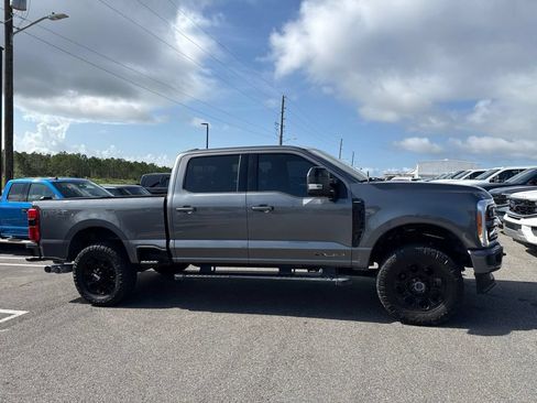 Used 2023 Ford F250 Lariat w/ Lariat Ultimate Package AWD/4WD image 1