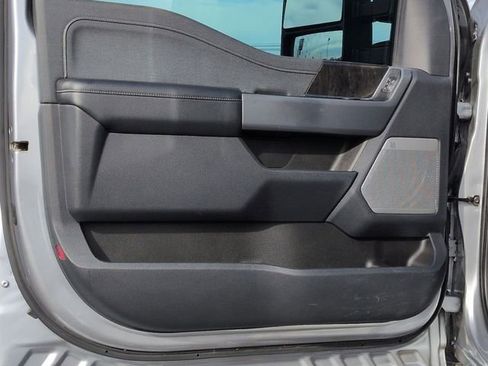 Used 2023 Ford F350 Lariat w/ Lariat Ultimate Package image 20