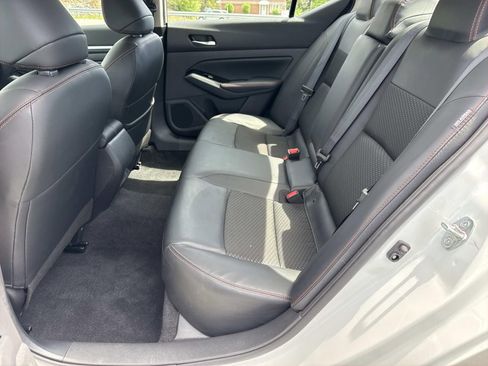 Used 2024 Nissan Altima 2.5 SR AWD/4WD image 28