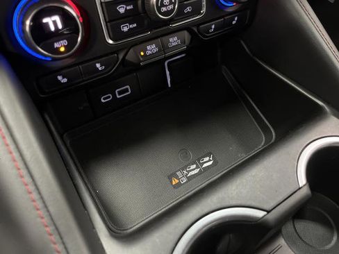 Used 2021 Chevrolet Suburban RST image 23