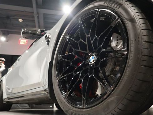 Used 2022 BMW M3 w/ Executive Package image 9