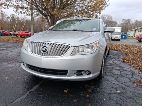 Used 2012 Buick LaCrosse Premium image 2