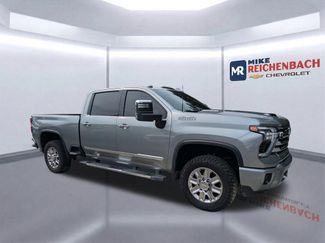 Used 2026 Chevrolet Silverado 2500 High Country w/ Technology Package AWD/4WD video 2