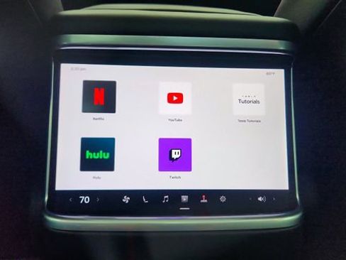 Used 2024 Tesla Model S image 38