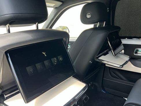New 2026 Rolls-Royce Cullinan AWD/4WD image 23