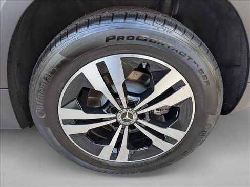 Certified 2025 Mercedes-Benz GLB 250 image 23