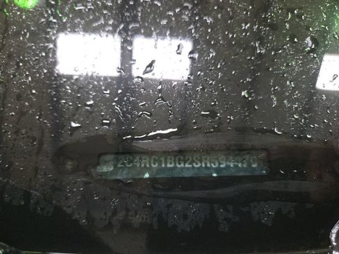 Used 2025 Chrysler Pacifica Select FWD image 5