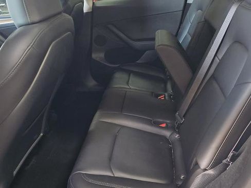 Used 2023 Tesla Model Y Long Range image 14