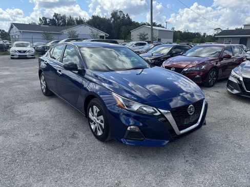 Used 2020 Nissan Altima 2.5 S FWD image 17