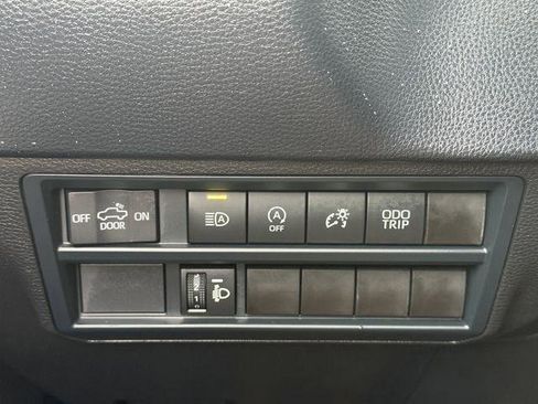 Certified 2025 Toyota Tundra SR5 AWD/4WD image 20
