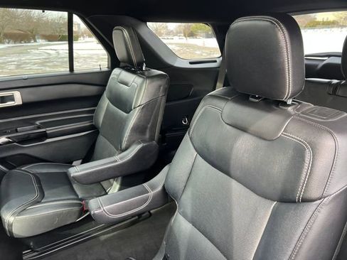 Used 2023 Ford Explorer ST w/ Equipment Group 401A image 24