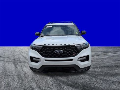 Certified 2023 Ford Explorer ST w/ Equipment Group 401A AWD/4WD image 9