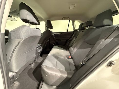 Certified 2023 Toyota RAV4 LE AWD/4WD image 18