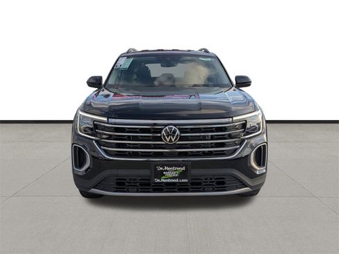 New 2026 Volkswagen Atlas SE image 2