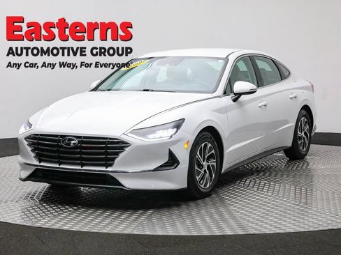 Used 2021 Hyundai Sonata Blue image 1