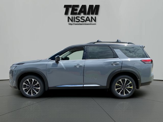 New 2026 Nissan Pathfinder Platinum w/ Cargo Package AWD/4WD image 4