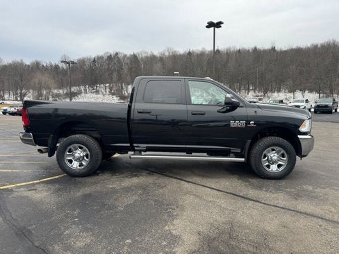 Used 2018 RAM 2500 Tradesman w/ Chrome Appearance Group image 4