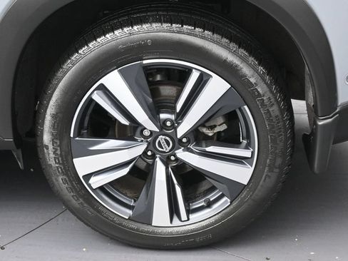Used 2021 Nissan Rogue Platinum FWD image 36