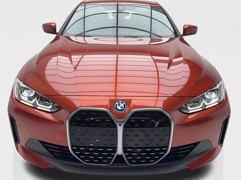 Used 2022 BMW i4 eDrive40 w/ Premium Package image 4