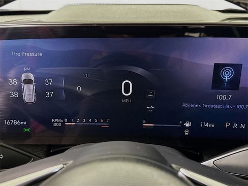 Certified 2025 Buick Enclave Preferred image 10