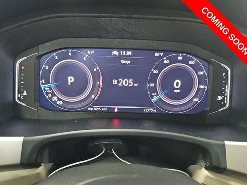 Used 2023 Volkswagen Atlas SE w/ Panoramic Sunroof Package FWD image 6