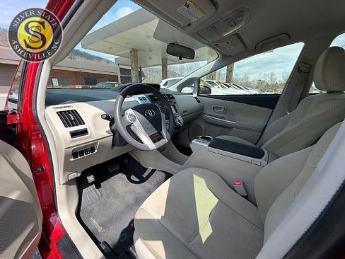 Used 2013 Toyota Prius V Two image 11
