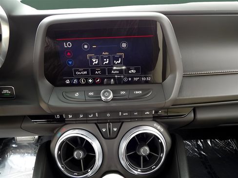 Used 2021 Chevrolet Camaro LT w/ RS Package image 22