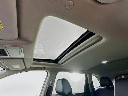 Used 2025 Honda CR-V EX-L image 25