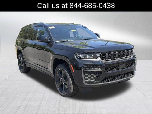 New 2026 Jeep Grand Wagoneer Limited AWD/4WD image 3