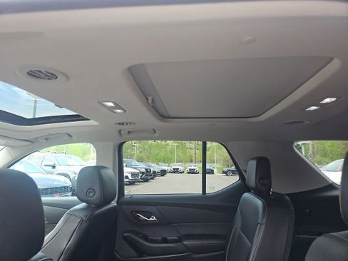 Used 2018 Chevrolet Traverse Premier w/ Redline Edition AWD/4WD image 10