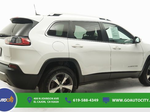 Used 2019 Jeep Cherokee Limited AWD/4WD image 6