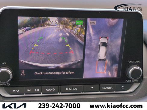 Used 2023 Nissan Rogue SL image 21