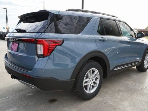 New 2025 Ford Explorer Active w/ Active Comfort Package image 8