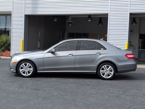 Used 2011 Mercedes-Benz E 350 Sedan image 9
