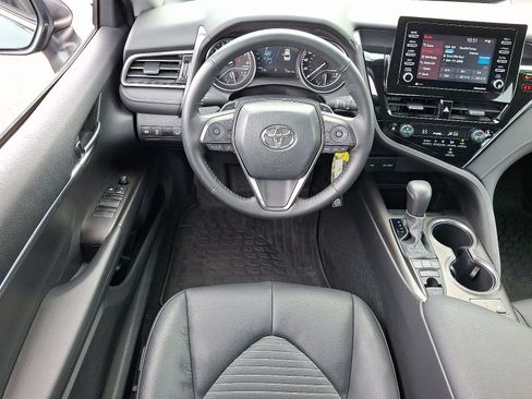 Certified 2024 Toyota Camry SE w/ Cold Weather Package image 12