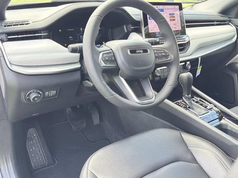 New 2026 Jeep Compass Limited w/ Sun, Sound & Navigation Group AWD/4WD image 23