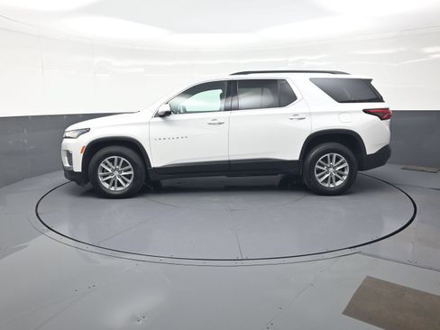 Used 2022 Chevrolet Traverse LT w/ LPO, Floor Liner Package AWD/4WD image 6