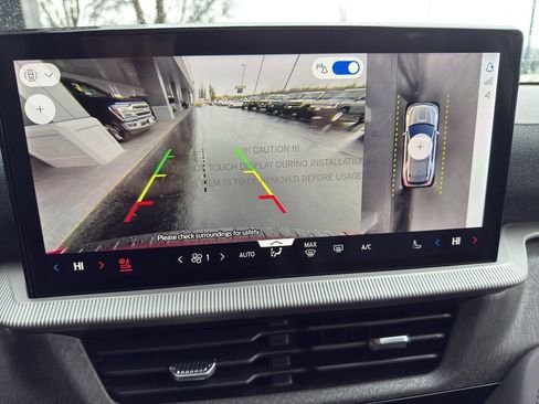 New 2026 Ford Explorer Platinum w/ LUX Leather Package image 34