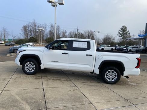 Used 2024 Toyota Tundra SR5 w/ SR5 Convenience Package image 6