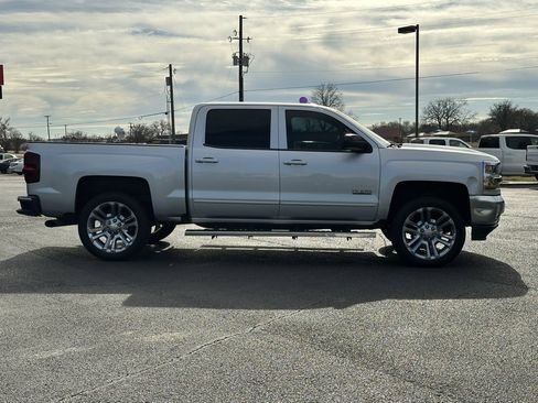 Used 2018 Chevrolet Silverado 1500 LT w/ Texas Edition image 4