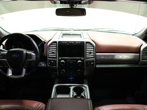 Used 2020 Ford F250 Platinum w/ FX4 Off-Road Package image 18