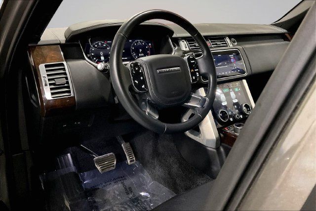 Used 2022 Land Rover Range Rover P525 Westminster Edition AWD/4WD image 16