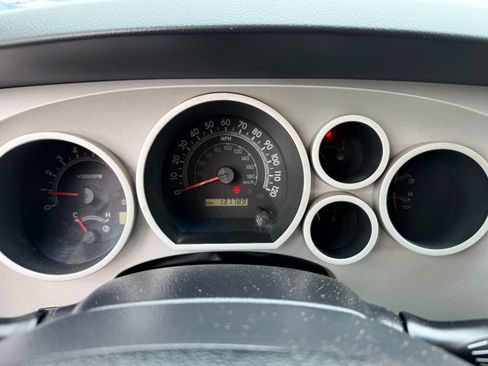 Used 2008 Toyota Tundra SR5 w/ TRD Off-Road Pkg AWD/4WD image 11