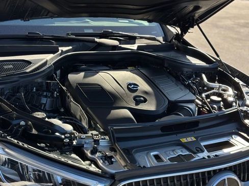 Used 2025 Mercedes-Benz GLC 300 4MATIC image 63