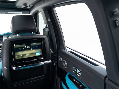 Certified 2024 Rolls-Royce Cullinan w/ Cullinan Package AWD/4WD image 32