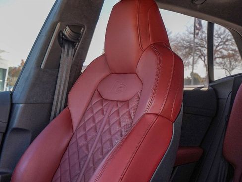 Used 2024 Audi SQ8 Prestige image 20