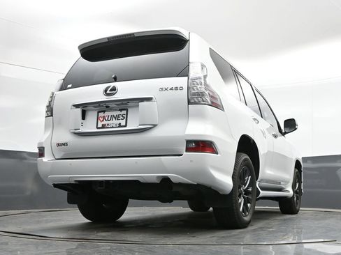 Used 2022 Lexus GX 460 Premium w/ Premium Package AWD/4WD image 38