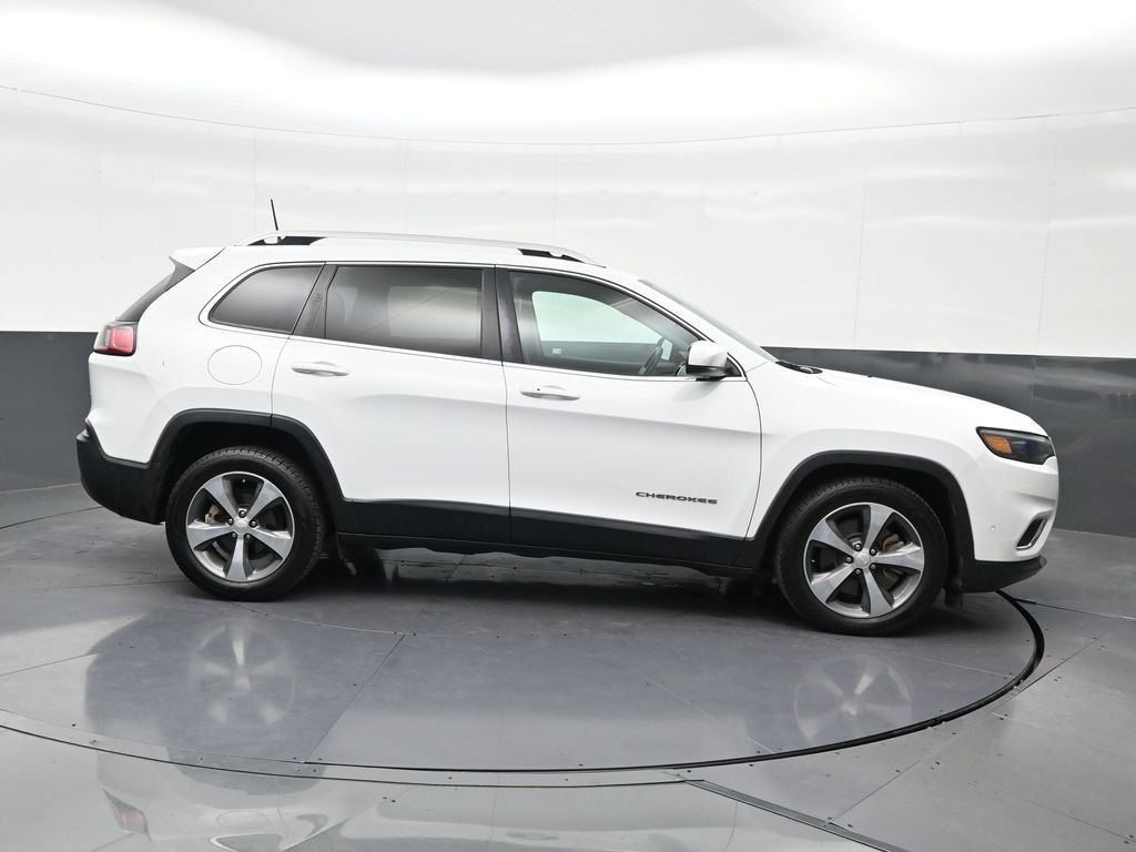 Used 2019 Jeep Cherokee Limited w/ Luxury Group FWD image 7